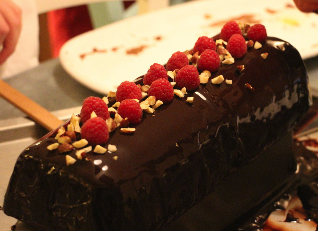Bûche chocolat framboises